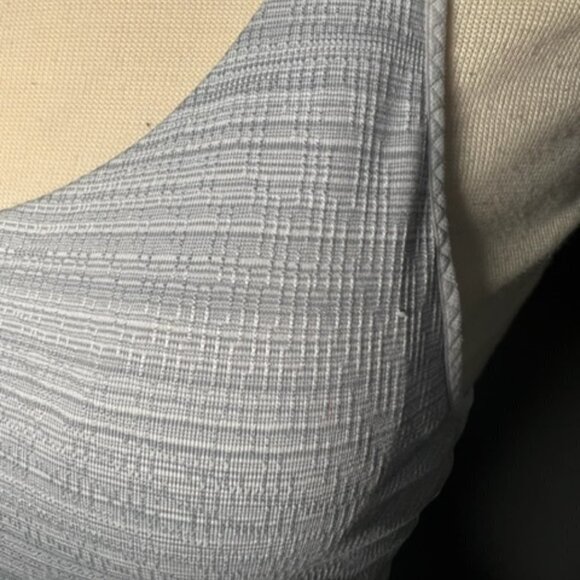 Athleta Womens White And Light Grey Athletic Workout Fitted Sports Bra Size S - Picture 2 of 8